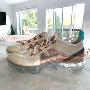 Nike Air Vapormax 2019 women’s size 7